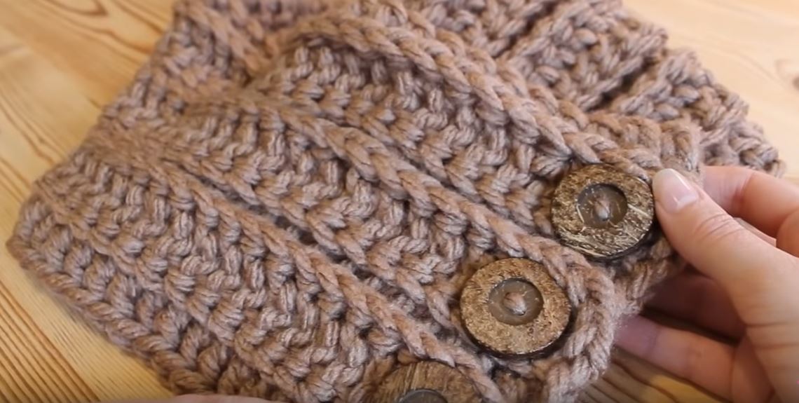 Crochet Knit Stitch Scarf Cowl